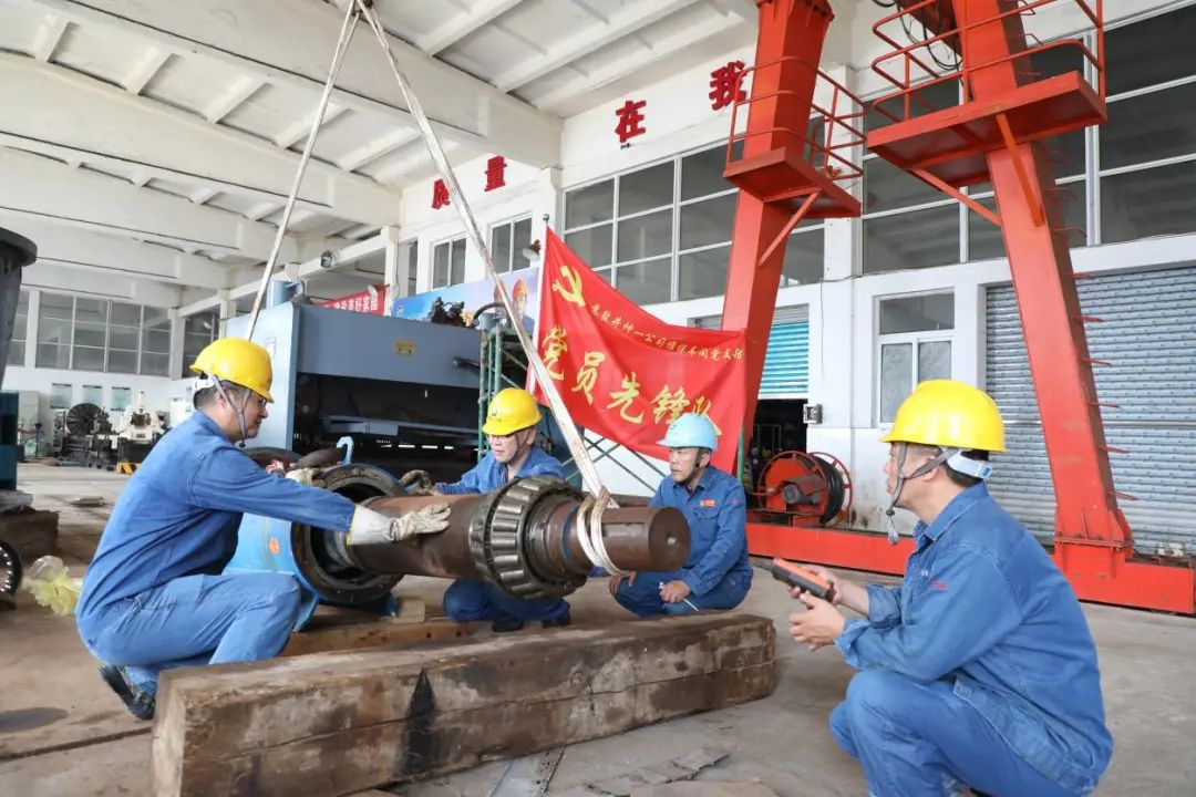 德彩网井神一分公司党委丨治党从严塑形魂 党建引领助发展 德彩网井神一分公司党委丨治党从严塑形魂 党建引领助发展